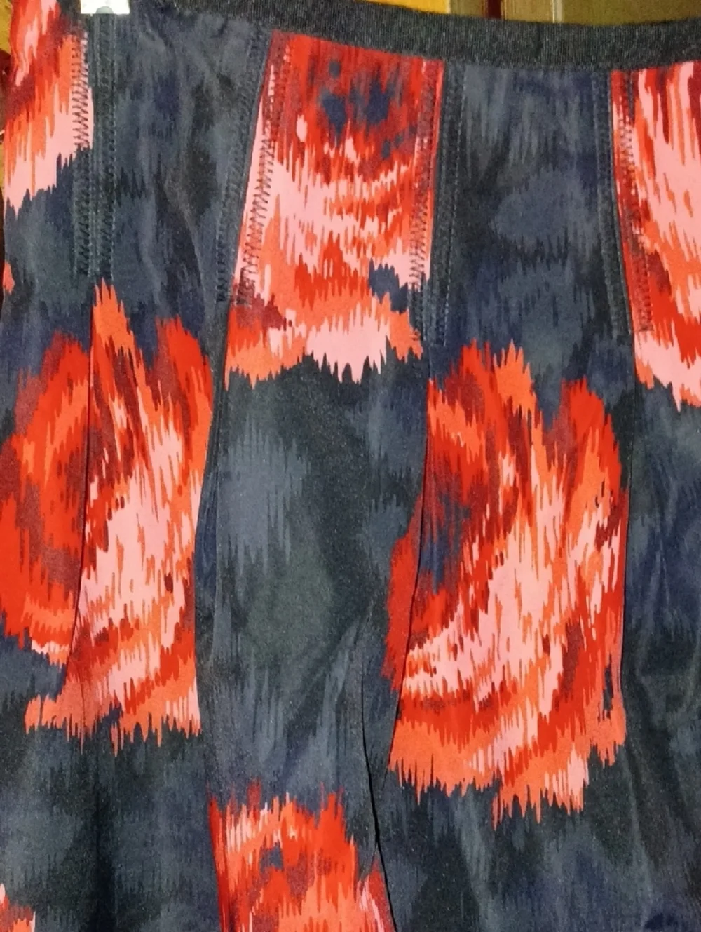 Vintage GAP Black Skirt with Bold Red Floral Print - Picture 3 of 5